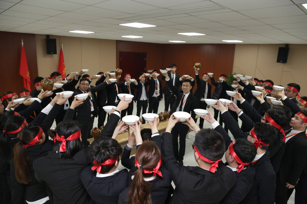 八年磨礪，劍指17——科恩電器2017年誓師大會隆重舉行